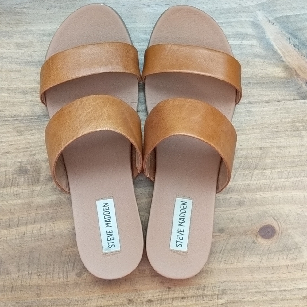 Steve Madden leather sandals